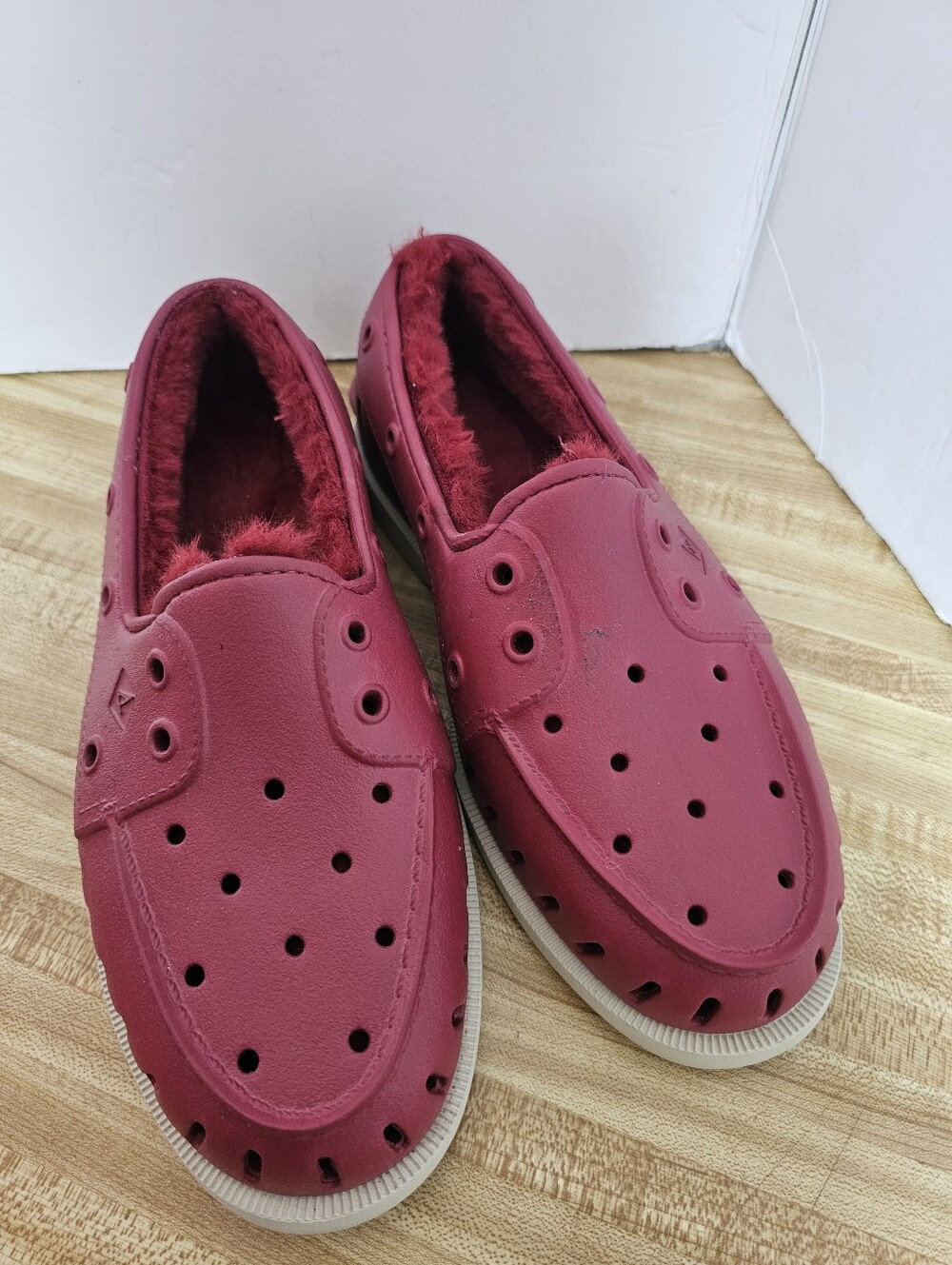 Sperry Top-Sider A/O Float Cozy Boat Shoes Women’s Size 7 Burgundy Faux Fur Nwot